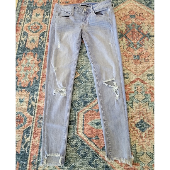 AEO super low rise super stretch distressed jeans - Picture 10 of 10